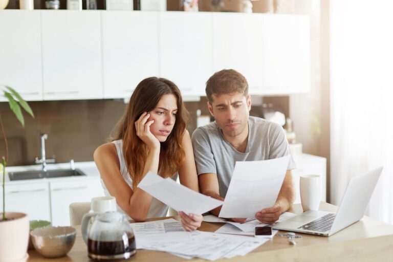 Cómo vender una vivienda con hipoteca pendiente: pasos, gastos y posibles soluciones